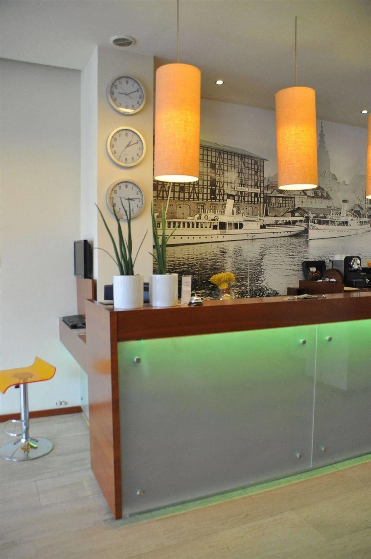 אלבלאג Hotel Atrium מראה חיצוני תמונה